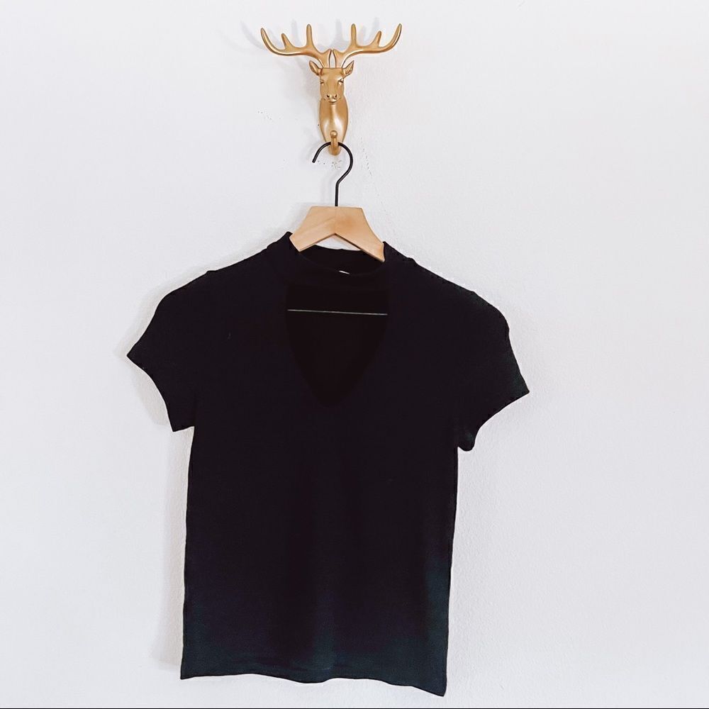 Wilfred free Women's Black Keyhole Top Size Small